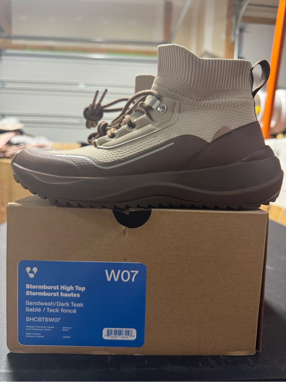 Vessi Stormburst High Top 100% WATERPROOF Hiking Shoes Women’s 7 Dark Teak